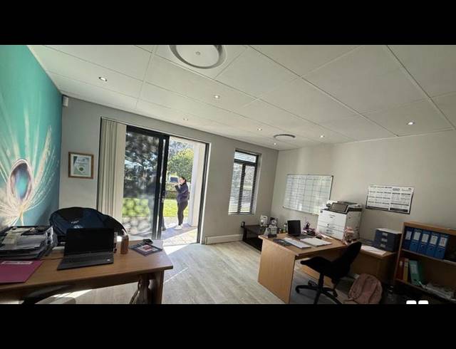 OFFICE PROPERTY TO RENT IN PAARDEVLEI